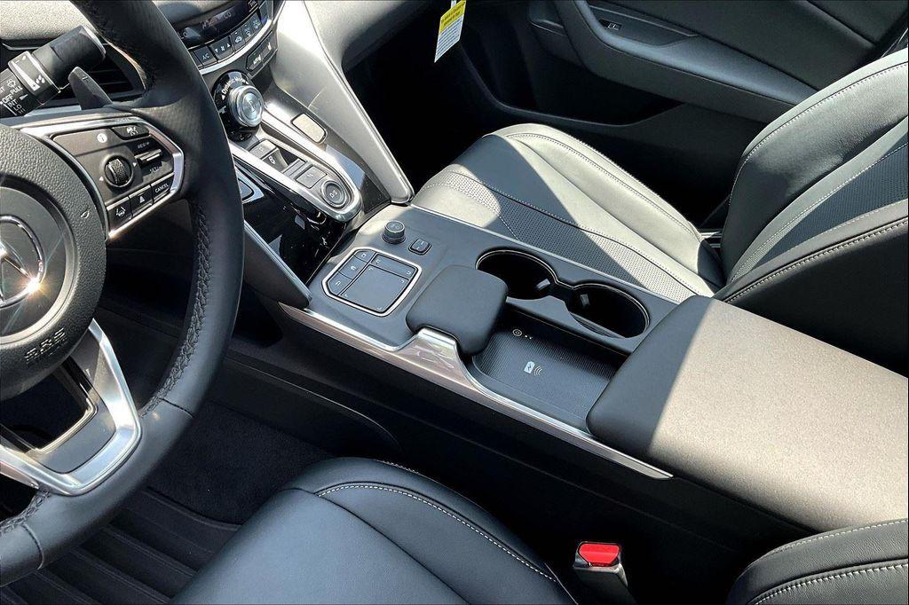 used 2025 Acura TLX car, priced at $39,000