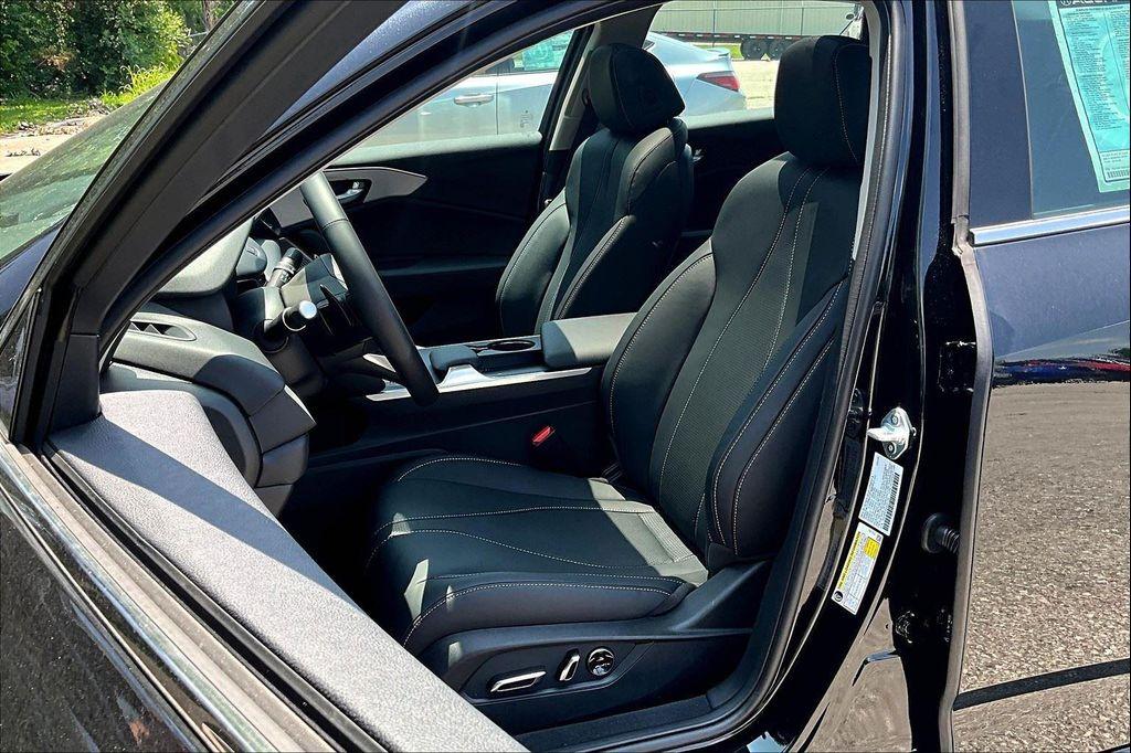 used 2025 Acura TLX car, priced at $39,000