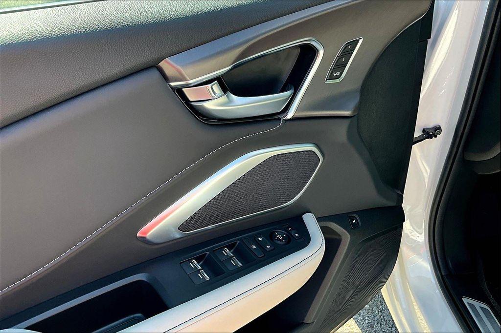 new 2025 Acura RDX car, priced at $47,549