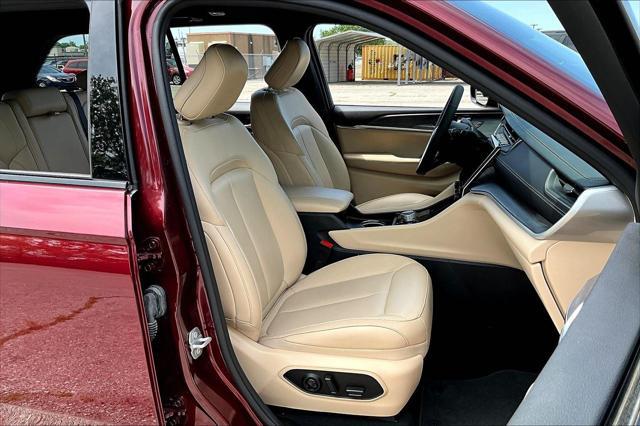 used 2024 Jeep Grand Cherokee car, priced at $38,100