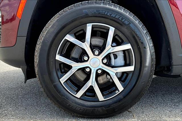 used 2024 Jeep Grand Cherokee car, priced at $38,100