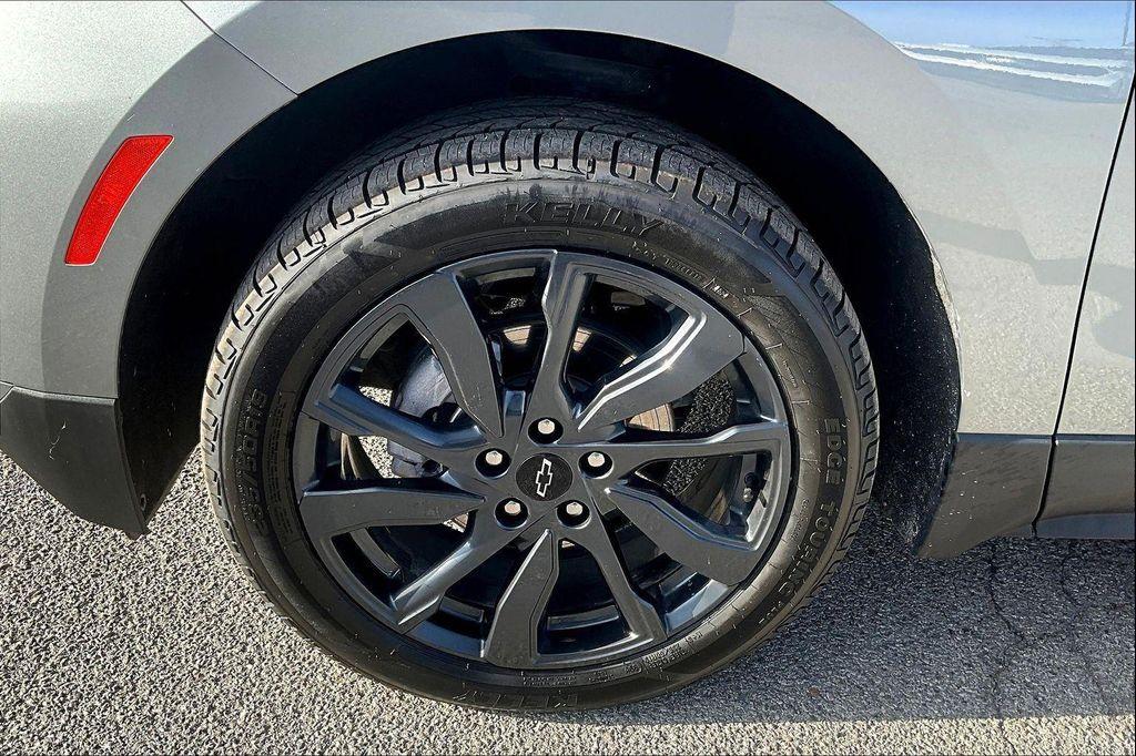 used 2024 Chevrolet Equinox car, priced at $26,700