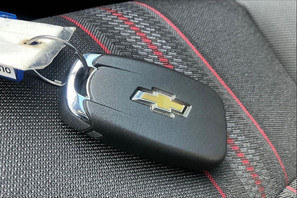 used 2024 Chevrolet Equinox car, priced at $26,700