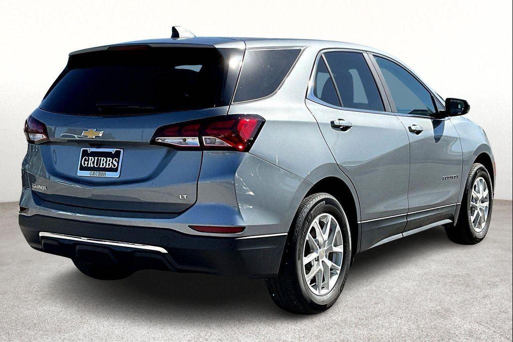 used 2023 Chevrolet Equinox car, priced at $21,000