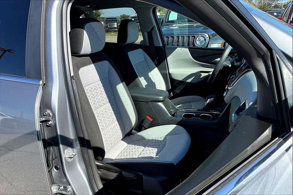 used 2023 Chevrolet Equinox car, priced at $21,000