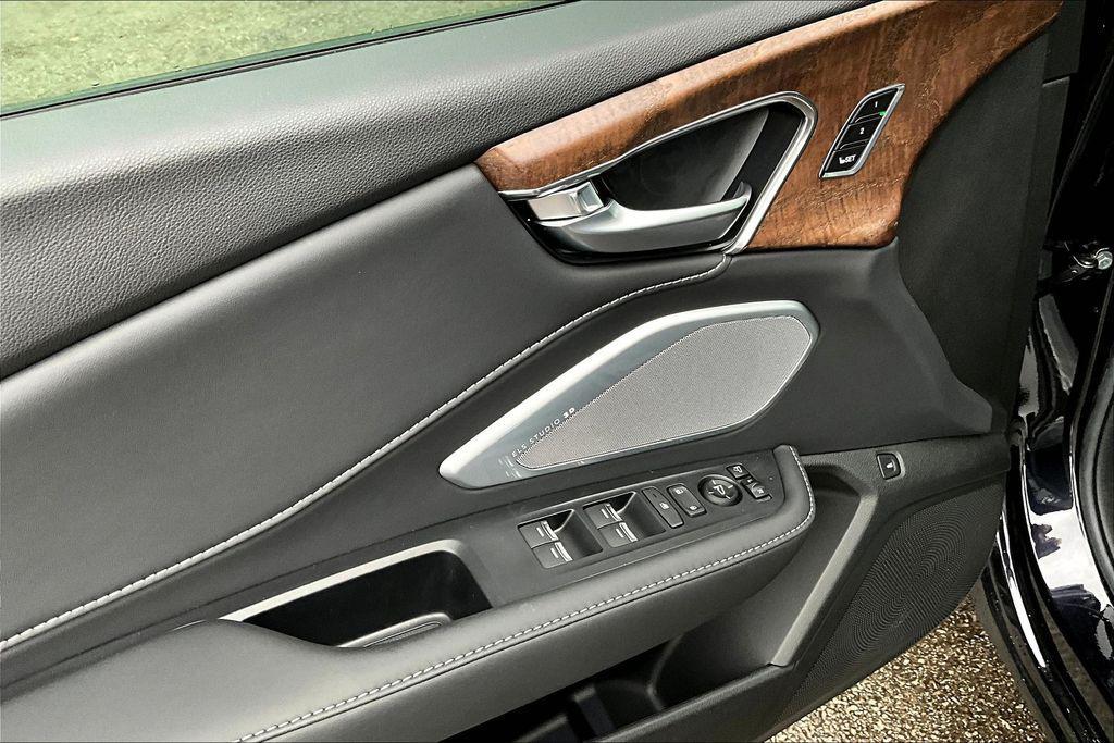 used 2024 Acura RDX car, priced at $42,300