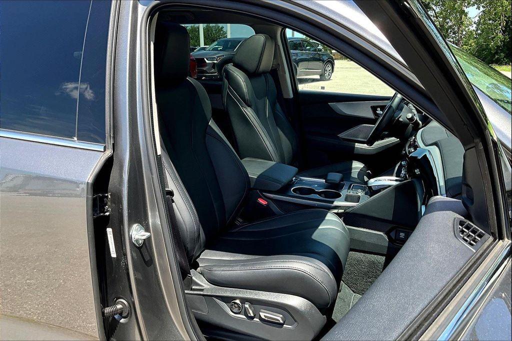 used 2023 Acura MDX car, priced at $40,888