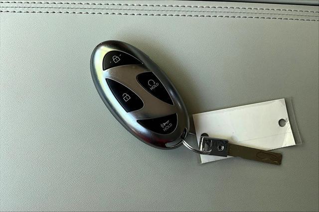 used 2025 Hyundai Santa Fe car, priced at $34,333