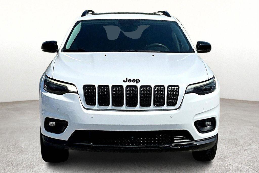 used 2023 Jeep Cherokee car, priced at $28,400