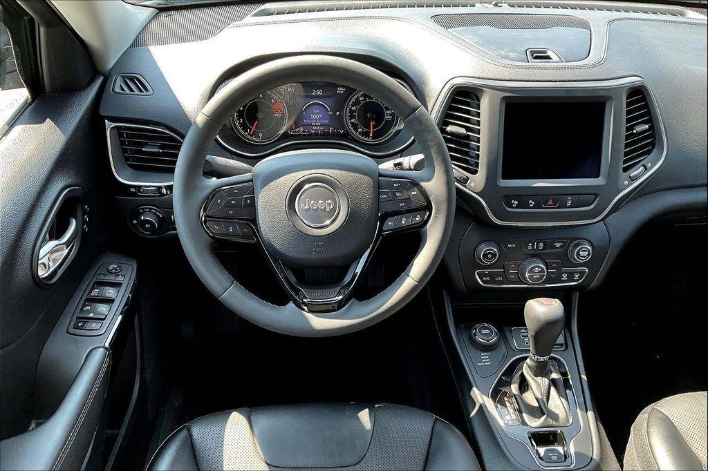 used 2023 Jeep Cherokee car, priced at $28,400
