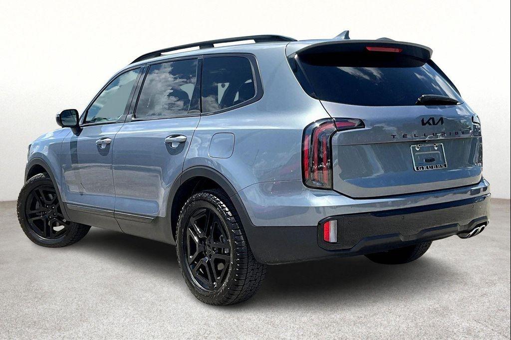 used 2025 Kia Telluride car, priced at $45,000