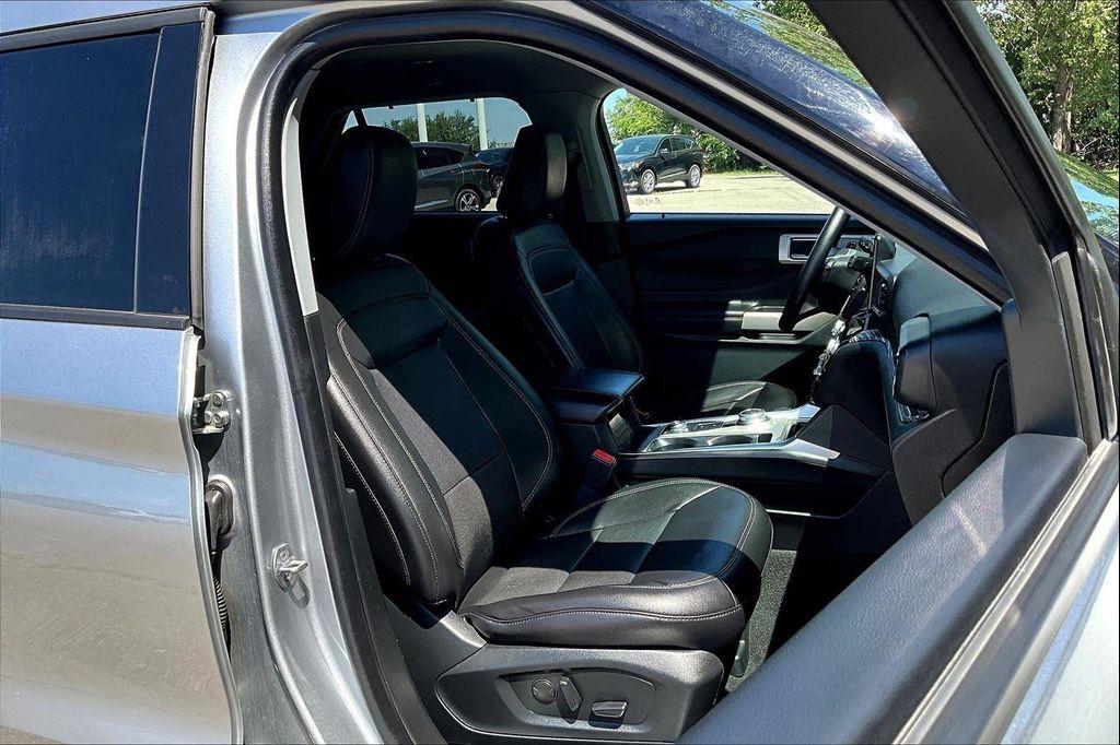 used 2023 Ford Explorer car, priced at $32,888