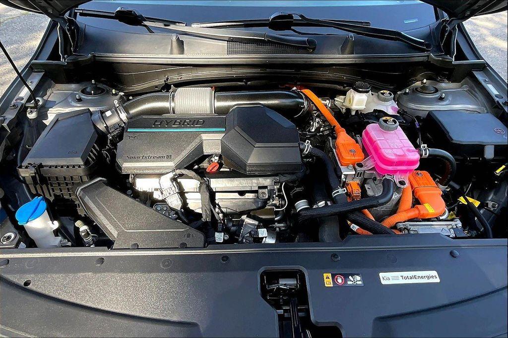 used 2023 Kia Sportage Hybrid car, priced at $27,333