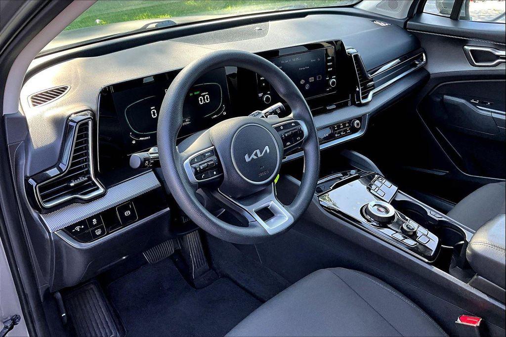 used 2023 Kia Sportage Hybrid car, priced at $27,333