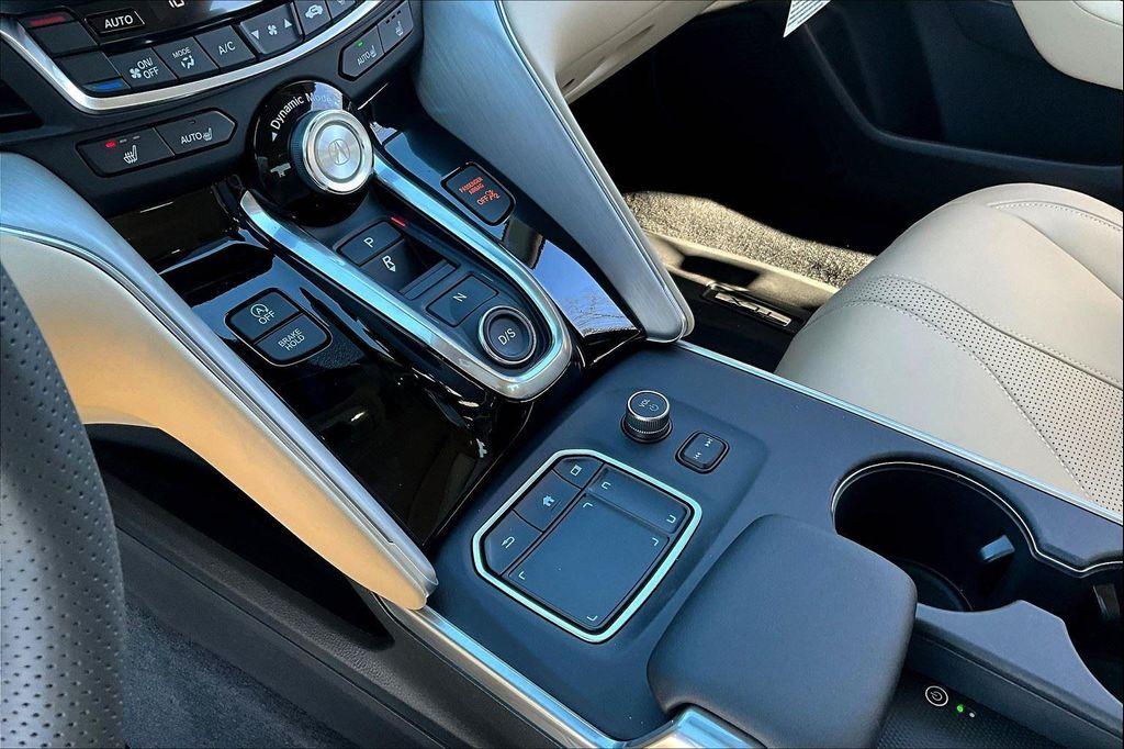 used 2025 Acura TLX car, priced at $40,000