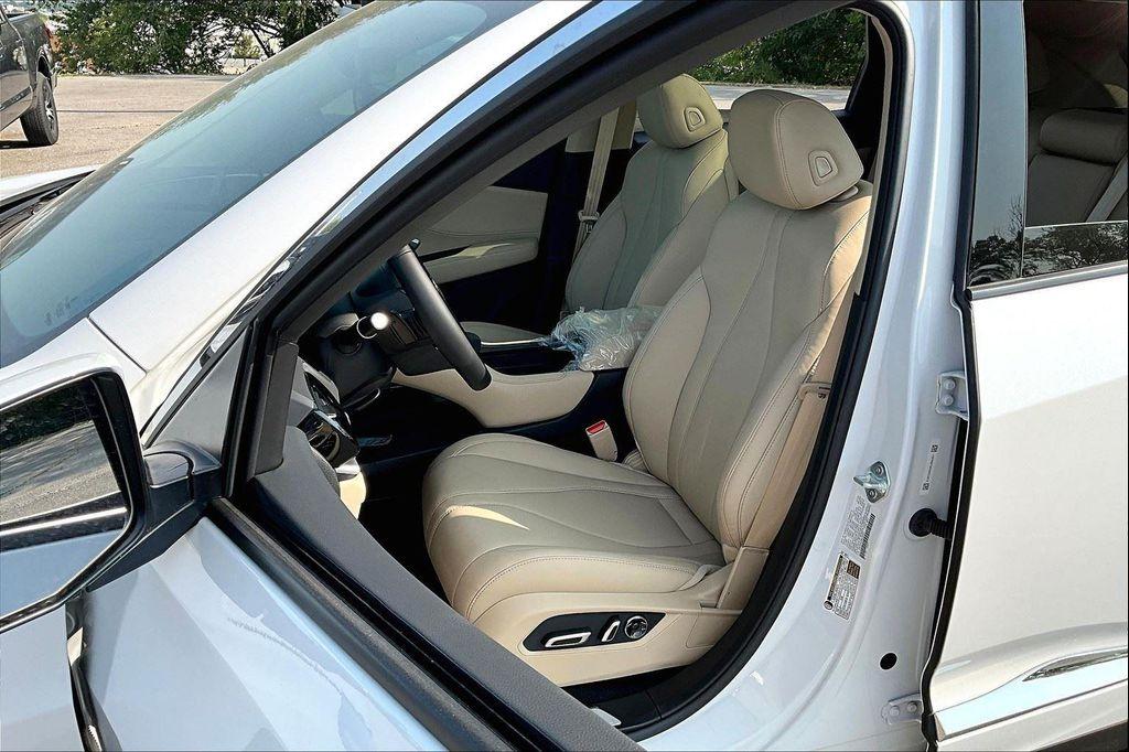 new 2024 Acura RDX car, priced at $47,199