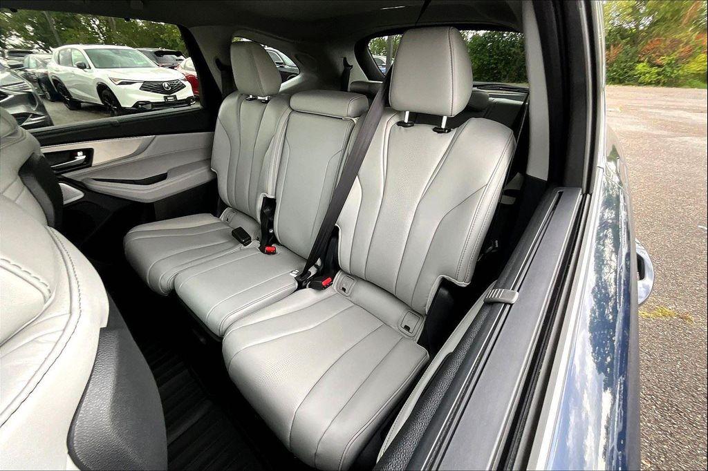 new 2026 Acura MDX car, priced at $61,649