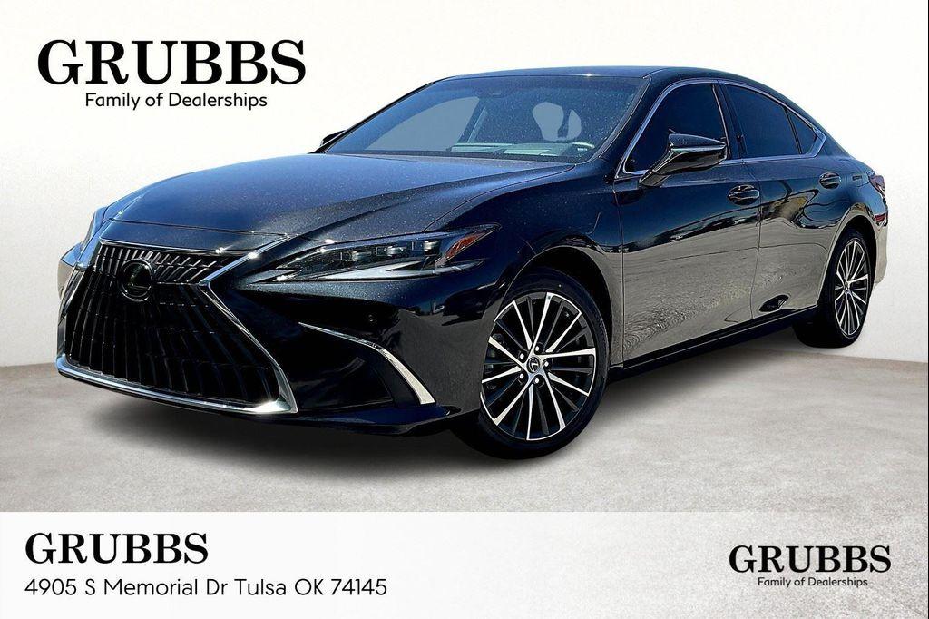 used 2024 Lexus ES 300h car, priced at $42,111