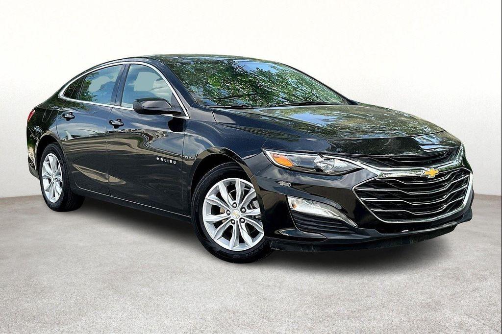 used 2025 Chevrolet Malibu car, priced at $22,500
