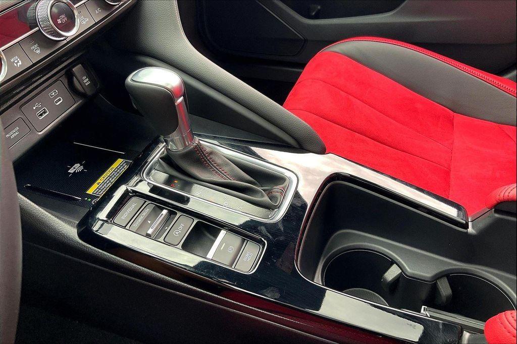 used 2025 Acura Integra car, priced at $31,500