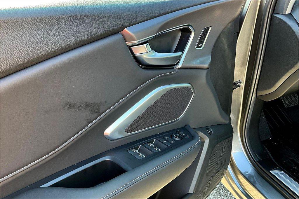 new 2025 Acura RDX car, priced at $47,549