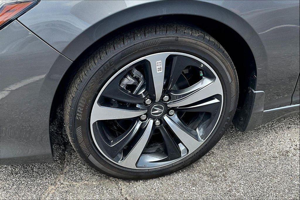 used 2025 Acura TLX car, priced at $39,500