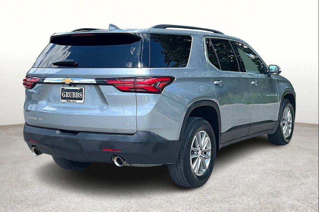 used 2023 Chevrolet Traverse car, priced at $28,444