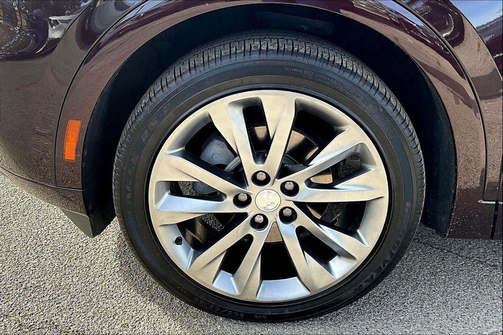 used 2021 Buick Envision car, priced at $25,000