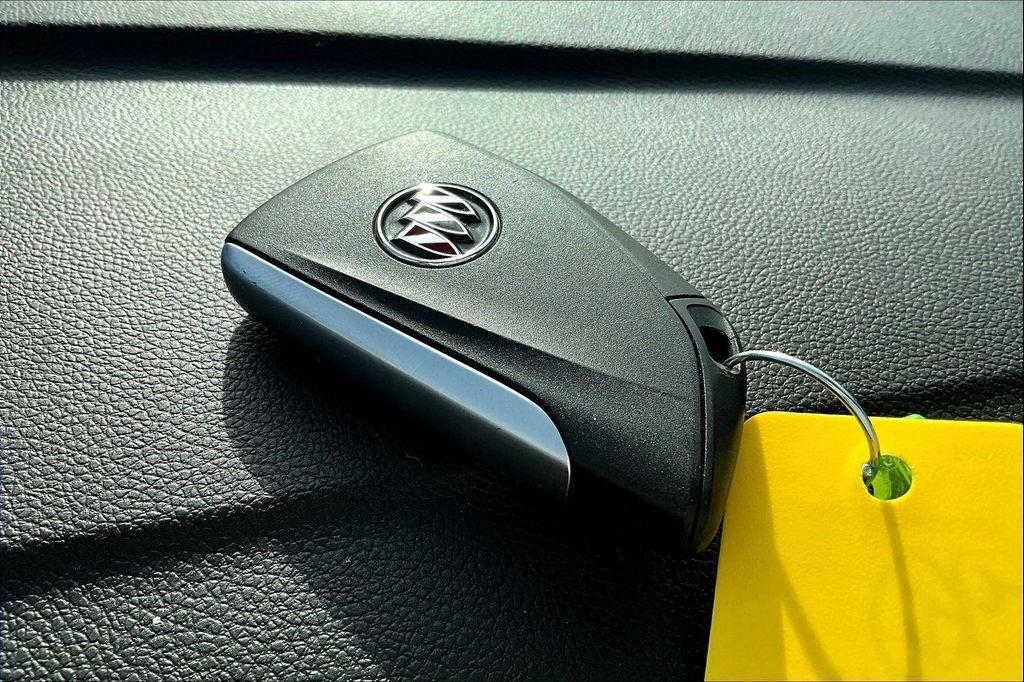 used 2021 Buick Envision car, priced at $25,000