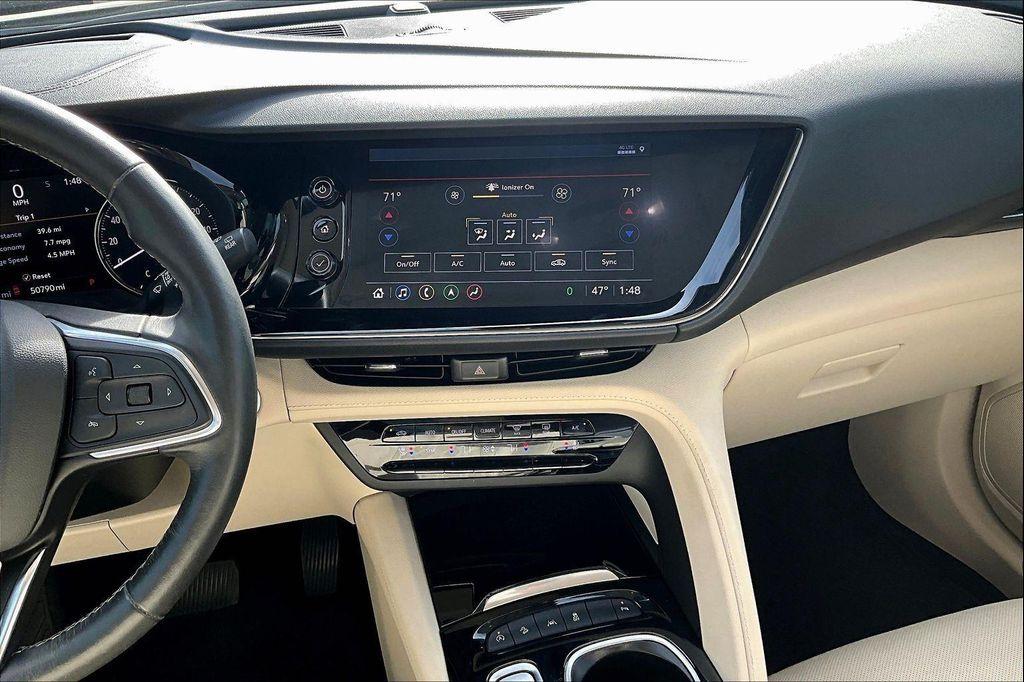 used 2021 Buick Envision car, priced at $25,000