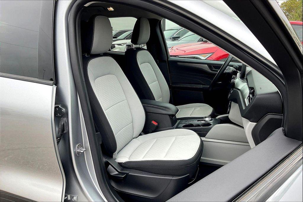 used 2024 Ford Escape car, priced at $23,000