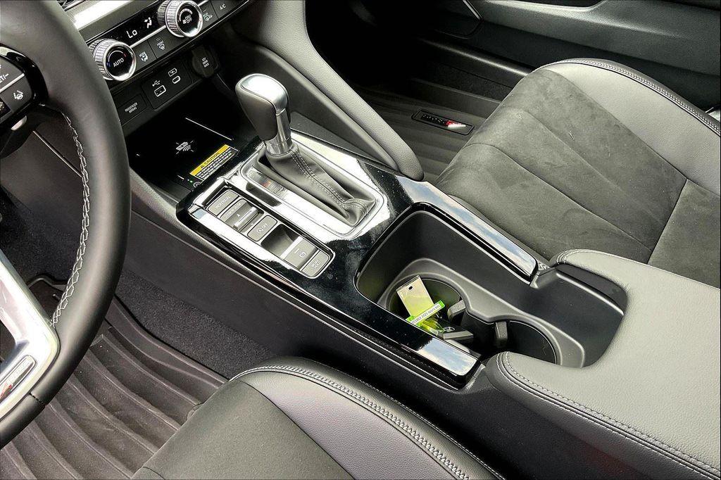 new 2025 Acura Integra car, priced at $40,094