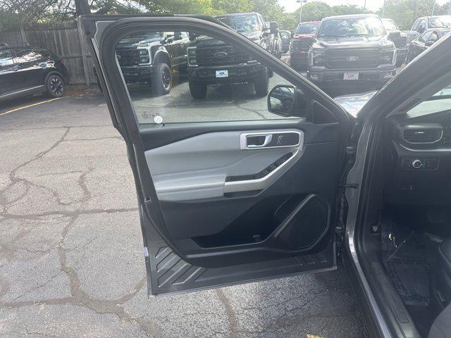 used 2022 Ford Explorer car, priced at $36,900