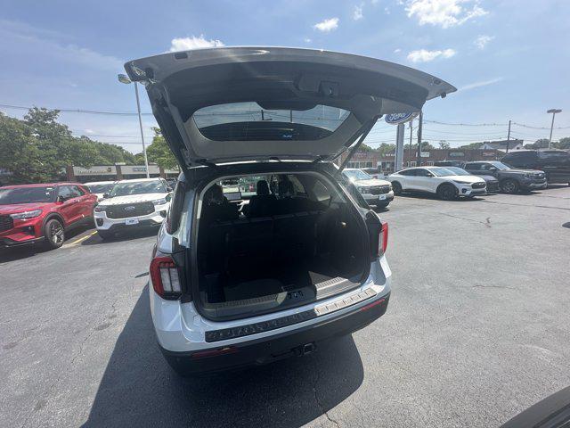 new 2025 Ford Explorer car, priced at $42,945