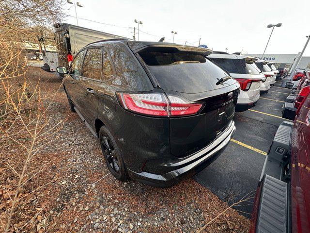 new 2024 Ford Edge car, priced at $40,999