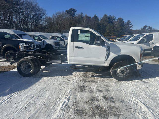 new 2025 Ford F-350 car, priced at $58,705