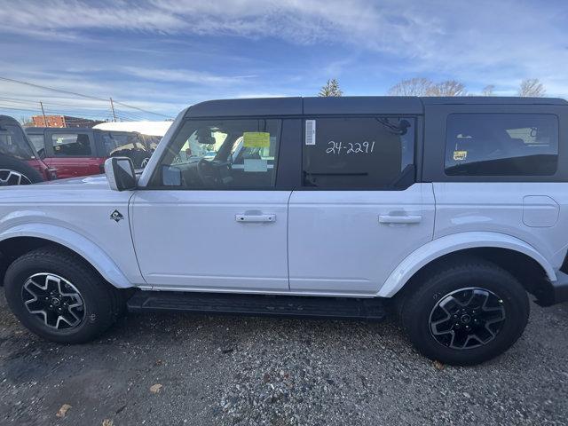 new 2024 Ford Bronco car, priced at $49,495