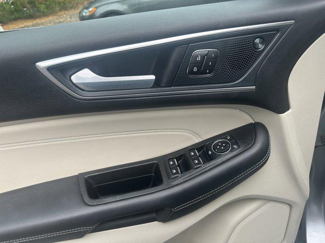 used 2024 Ford Edge car, priced at $27,990