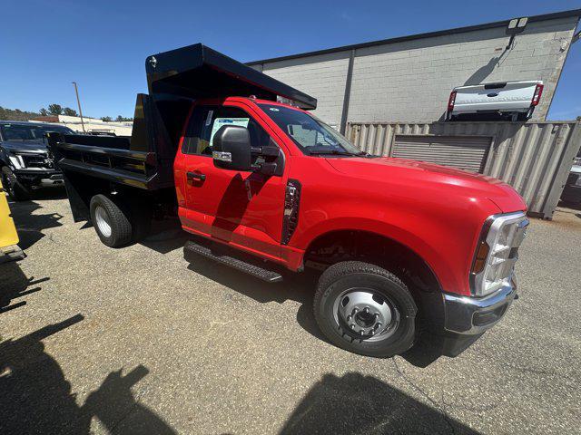 new 2025 Ford F-350 car, priced at $75,640