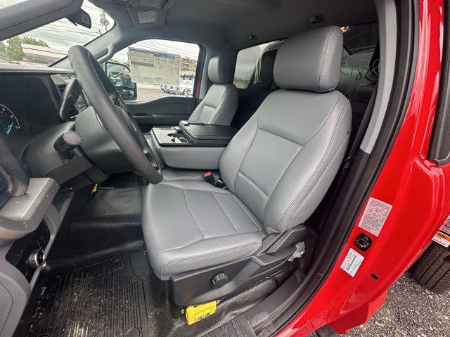 new 2025 Ford F-350 car, priced at $75,640