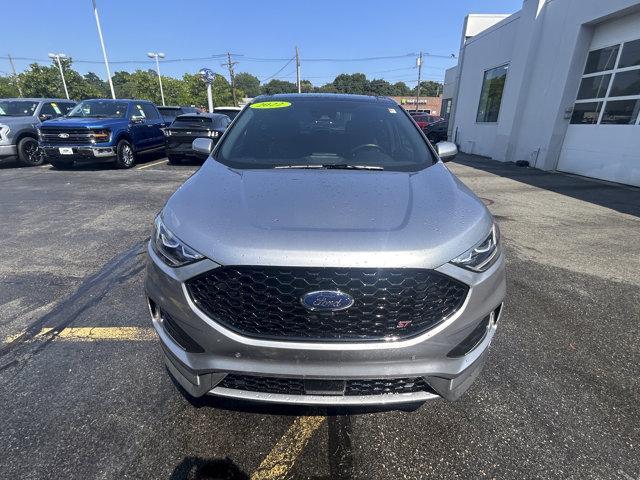 used 2022 Ford Edge car, priced at $31,999