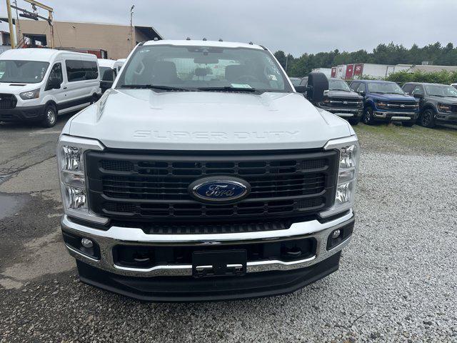 new 2025 Ford F-350 car, priced at $57,630