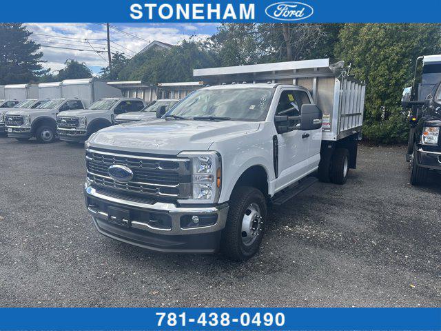 new 2025 Ford F-350 car, priced at $76,350