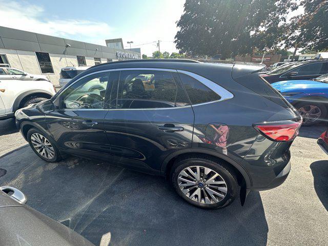 used 2022 Ford Escape car, priced at $24,999