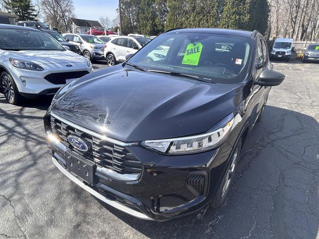 used 2023 Ford Escape car, priced at $27,995