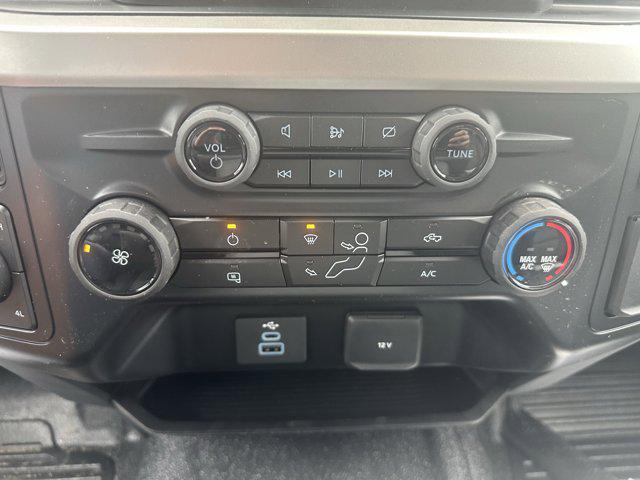 new 2024 Ford F-350 car, priced at $67,890