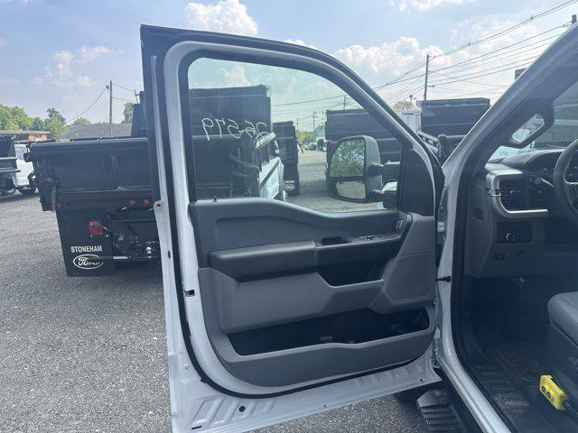 new 2025 Ford F-350 car, priced at $75,440