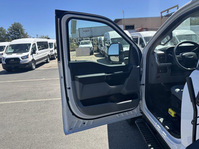 new 2025 Ford F-350 car, priced at $75,440