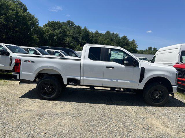 new 2024 Ford F-350 car, priced at $57,999