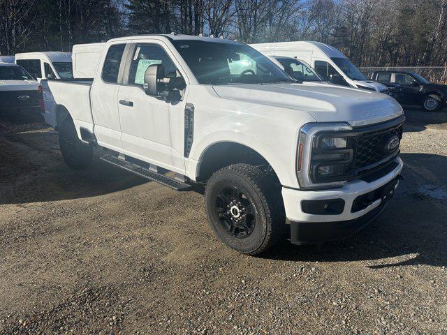 new 2024 Ford F-350 car, priced at $57,999